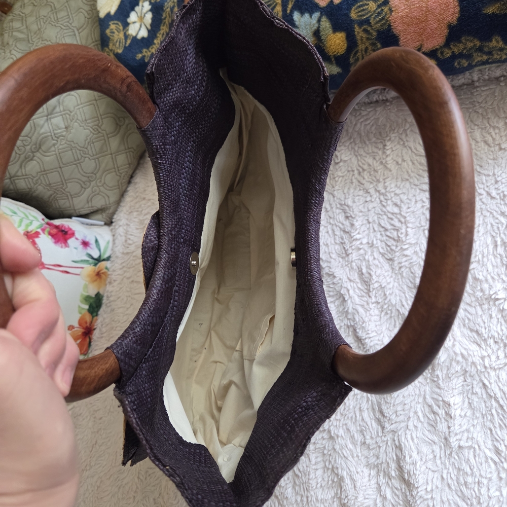 Woven Floral Satchel with Wood Handles - Black - Picture 3 of 4